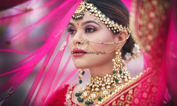 7 DIVINE BEAUTY SALON